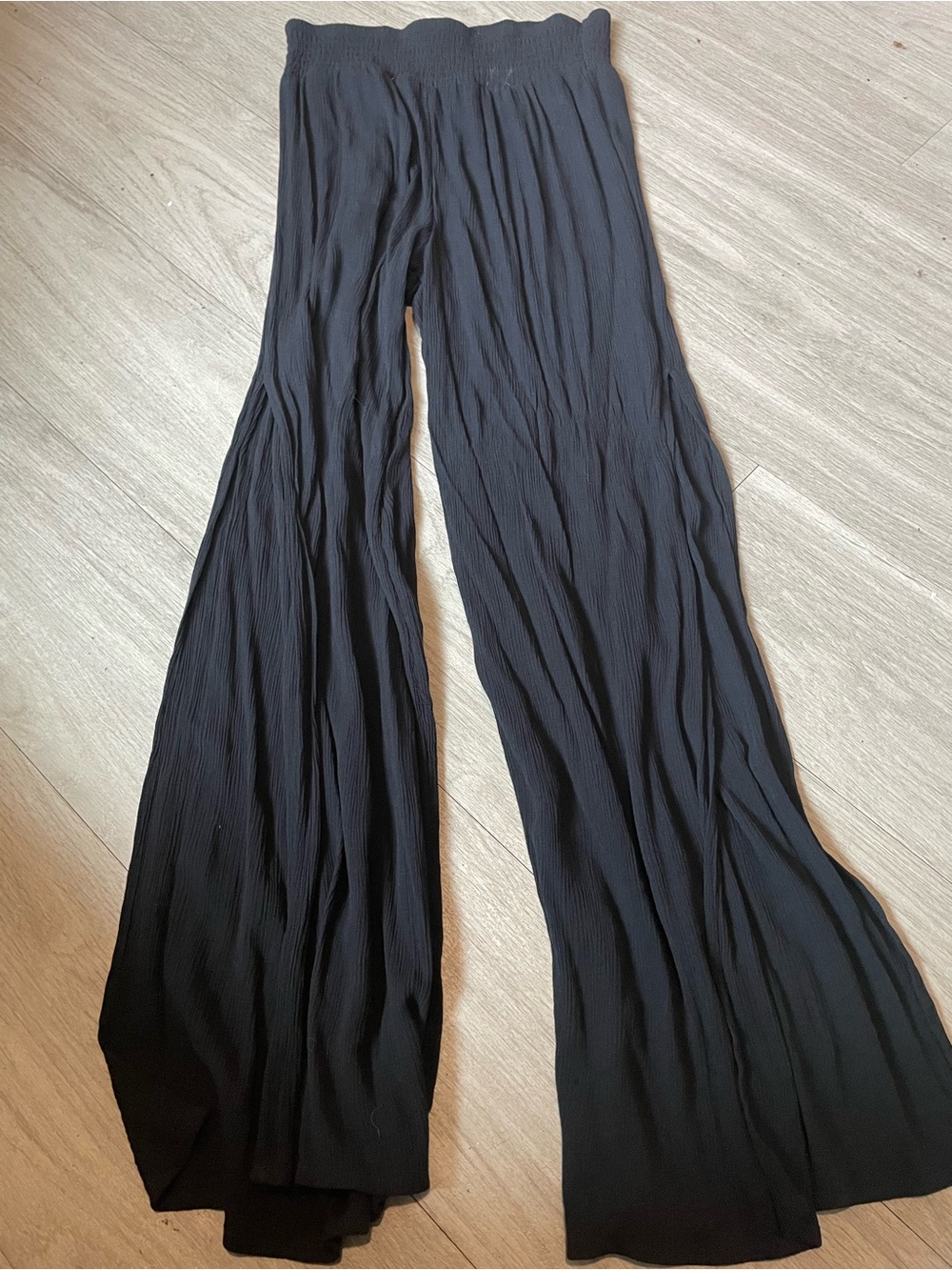 Shade & Shore Black Crinkle Boot Cut Palazzo Pants